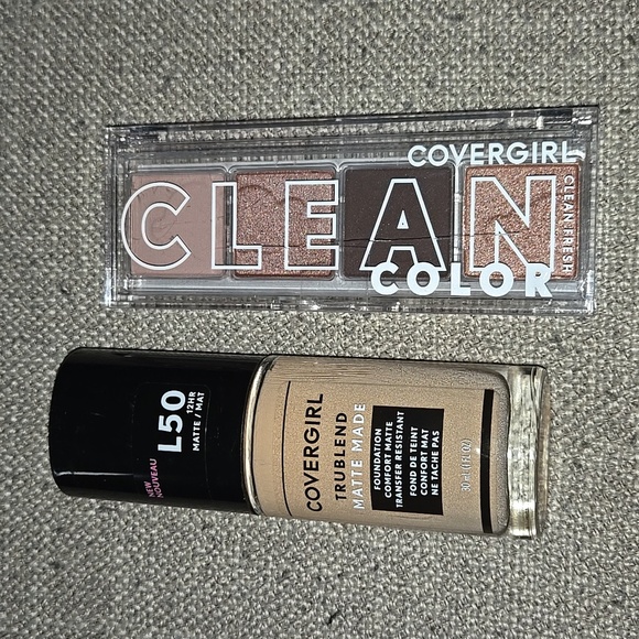 COVERGIRL Other - Makeup bundle